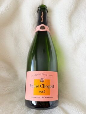 Veuve Clicquot Rosé Champagne - 750 ml Empty Bottle